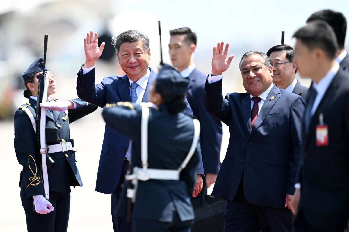 Kínai kikötőt avatott Xi Jinping Peruban