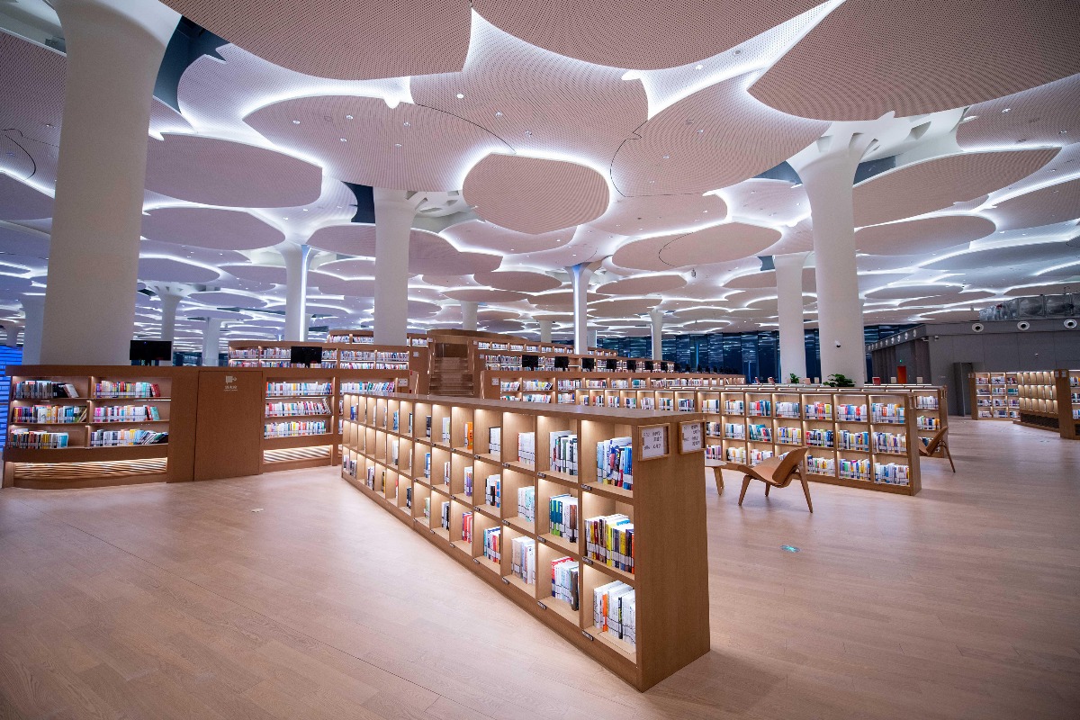 Lenyűgöző új könyvtár nyílt Pekingben