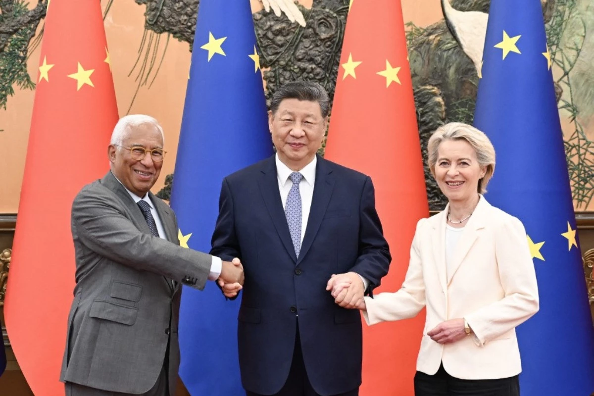 Xi Jinping: Kína és az EU közeledése a stabilitást szolgálná