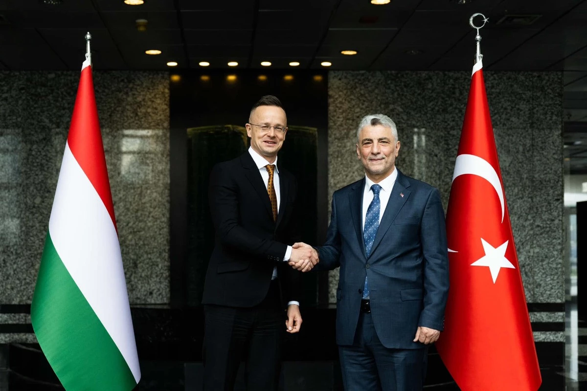 Törökország és Magyarország a béke mellett érvel