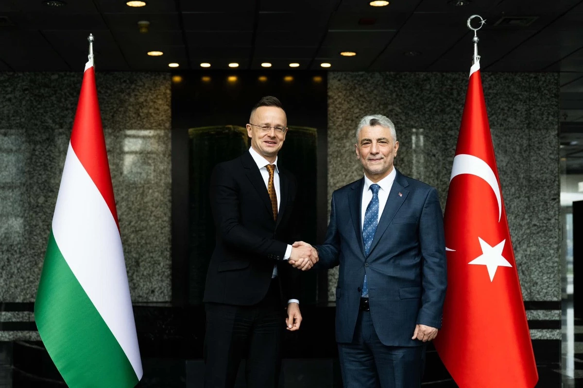 Törökország és Magyarország a béke mellett érvel