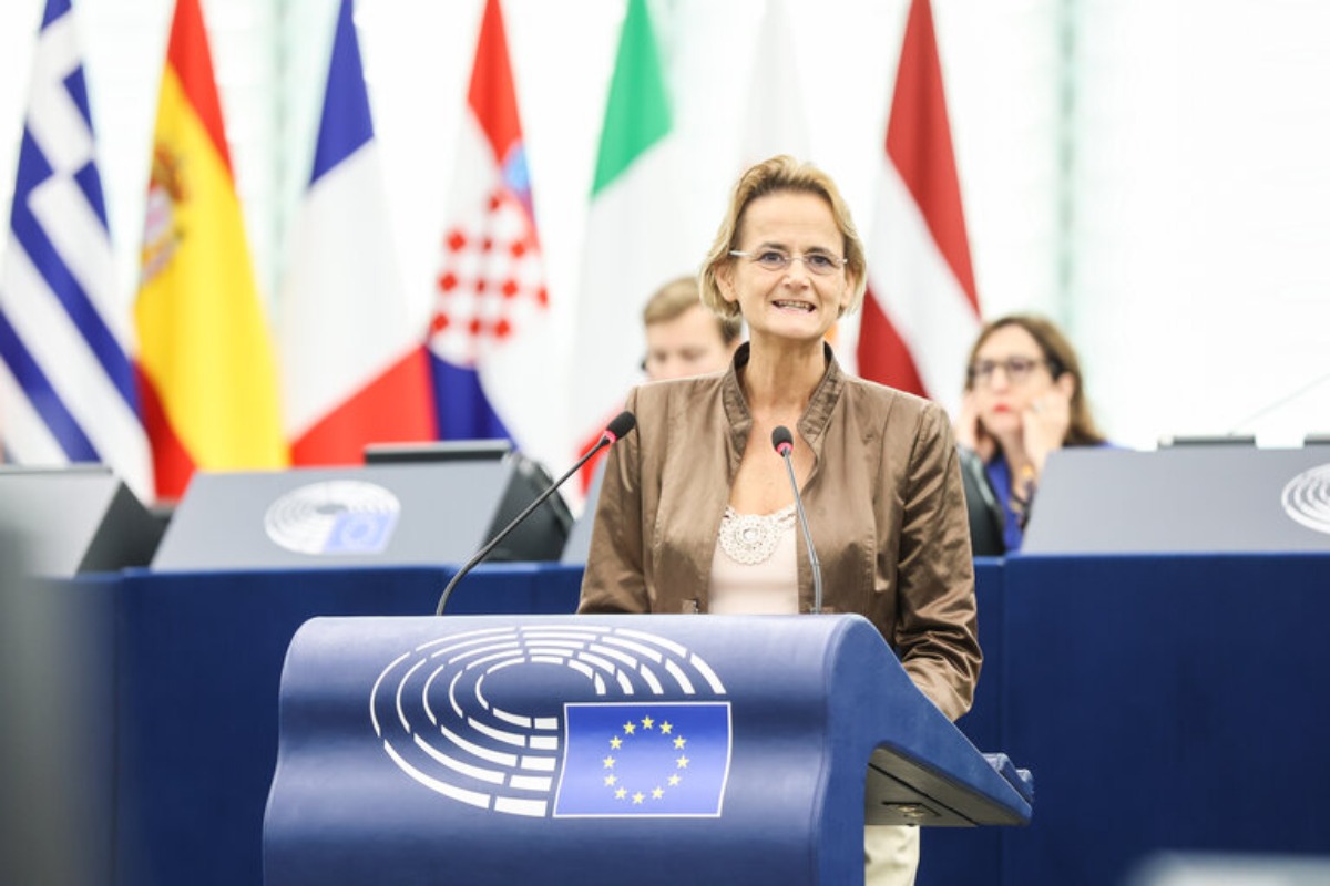 Győri Enikő: Az EU-nak nyitnia kell Kína felé