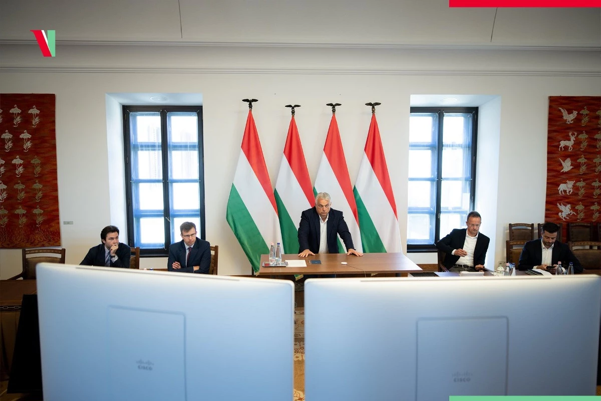 Orbán Viktor Európa-Oroszország csúcstalálkozót sürget