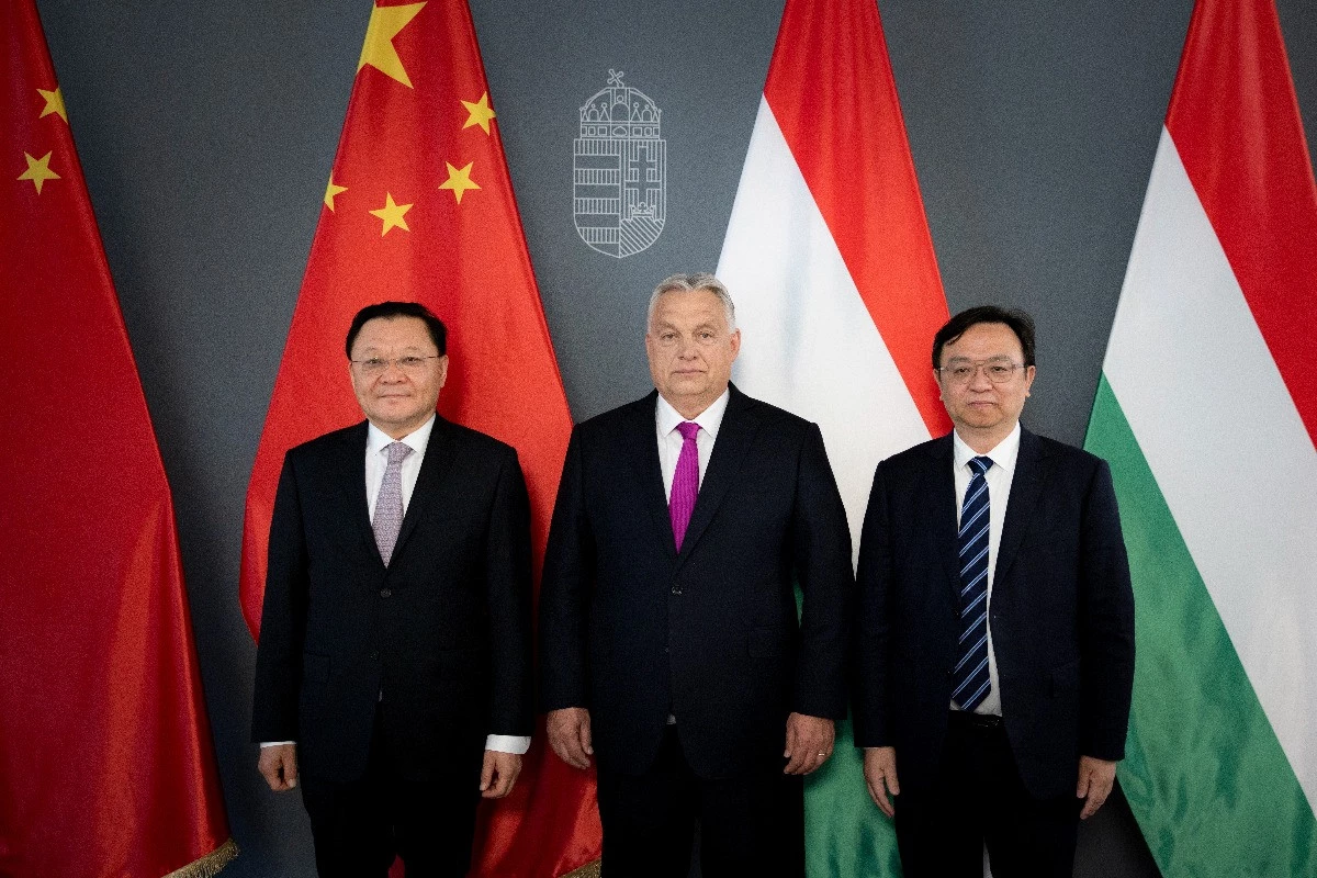 Magyarországra helyezi európai központját a BYD