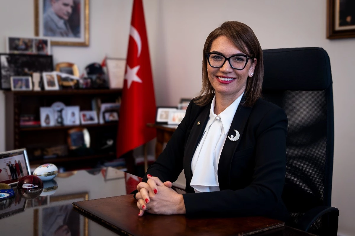 Határokon átívelő, megerősített stratégiai partnerség