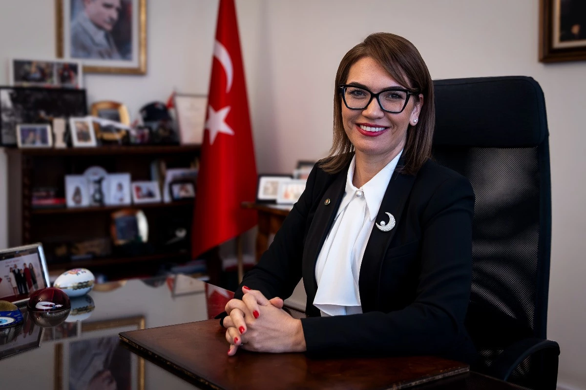 Határokon átívelő, megerősített stratégiai partnerség