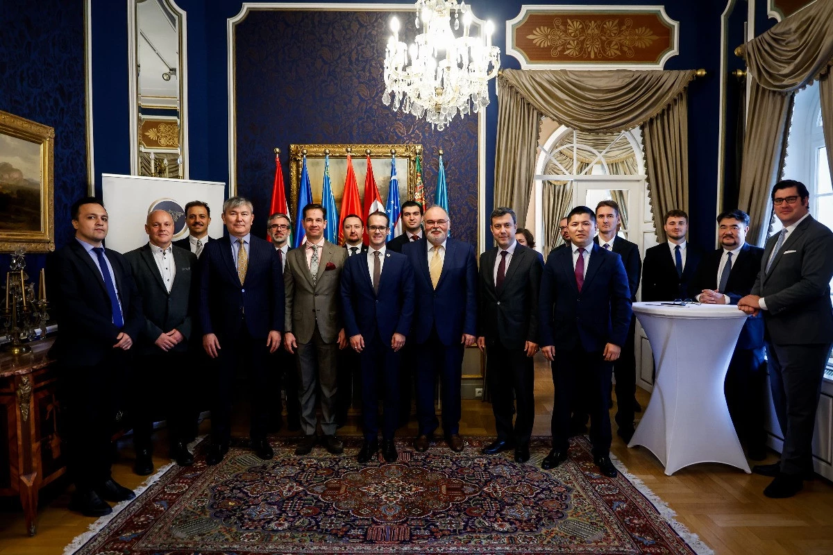 Épül a konnektivitás a türk államokkal