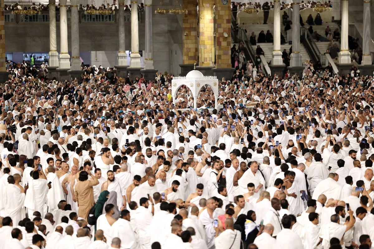 A Ramadán végét ünneplik a muszlimok világszerte