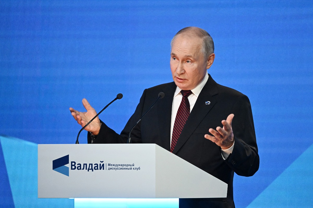 Putyin: Egy új világot kell felépítenünk
