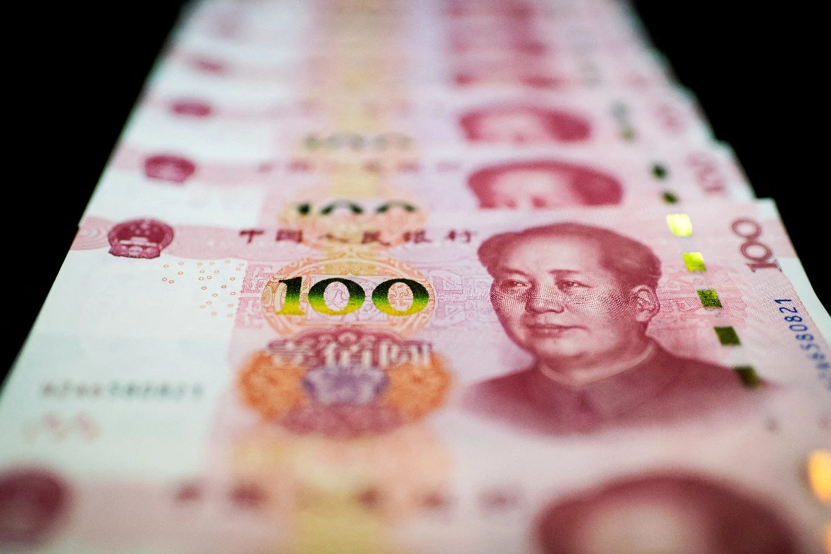 A kínai jüan felemelkedik, az amerikai dollár süllyed?