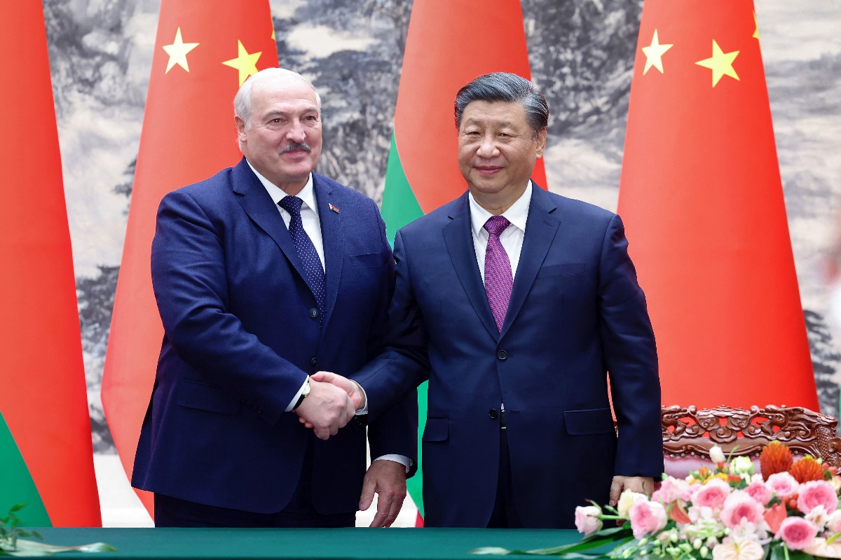 Szorosabb kapcsolatokra törekszik Kína és Belarusz 