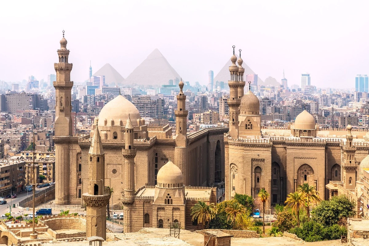 Történelmi jelentőségű befektetési megállapodást írt alá Egyiptom és az Egyesült Arab Emírségek