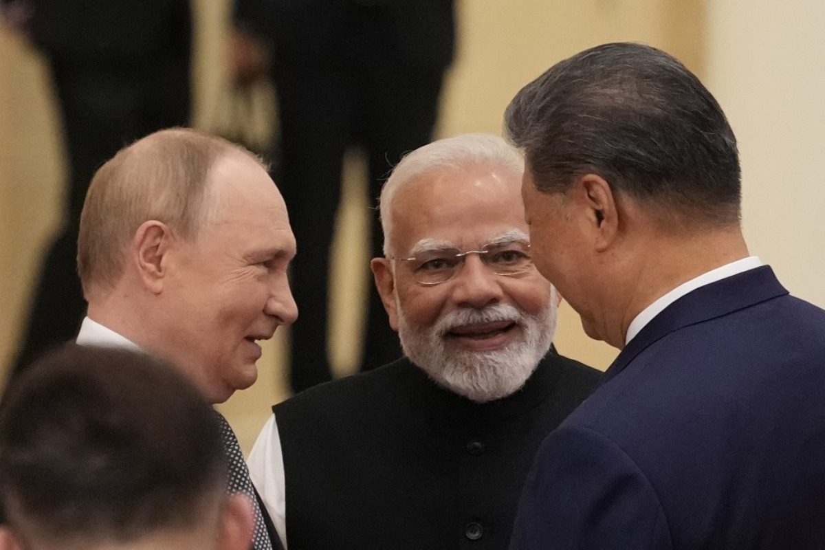 Egyre szorosabb a Nyugat kovácsolta Putyin-Xi-Modi kapcsolat