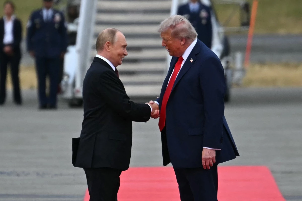 A trumpi akarat esete az önmagát formáló világrenddel