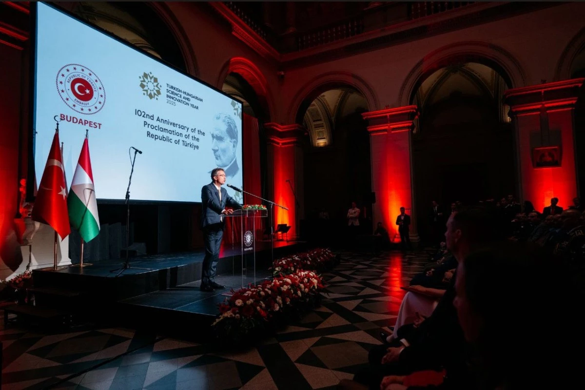 A százkét éves Török Köztársaságot ünnepelték Budapesten